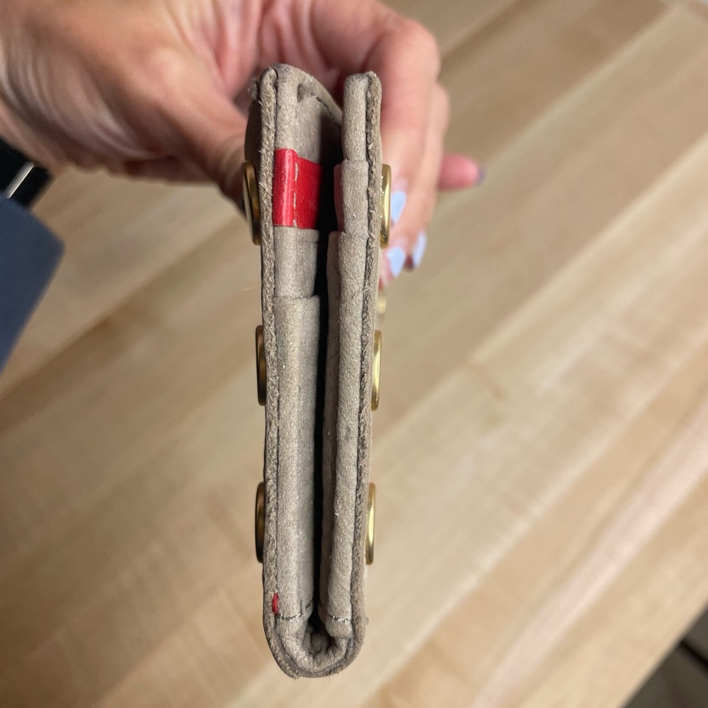 Hammitt 110 North Bifold Gray Natural Leather Wallet w/Gold Hardware - Picture 3 of 8